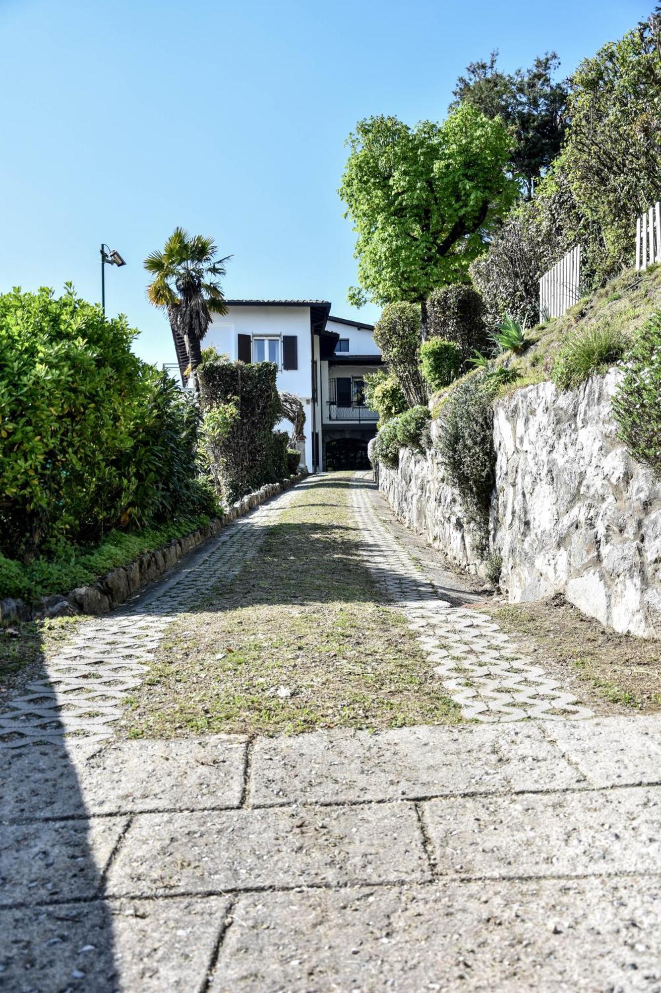 Villa Antonella, App. Vittoria Tavernerio Екстер'єр фото