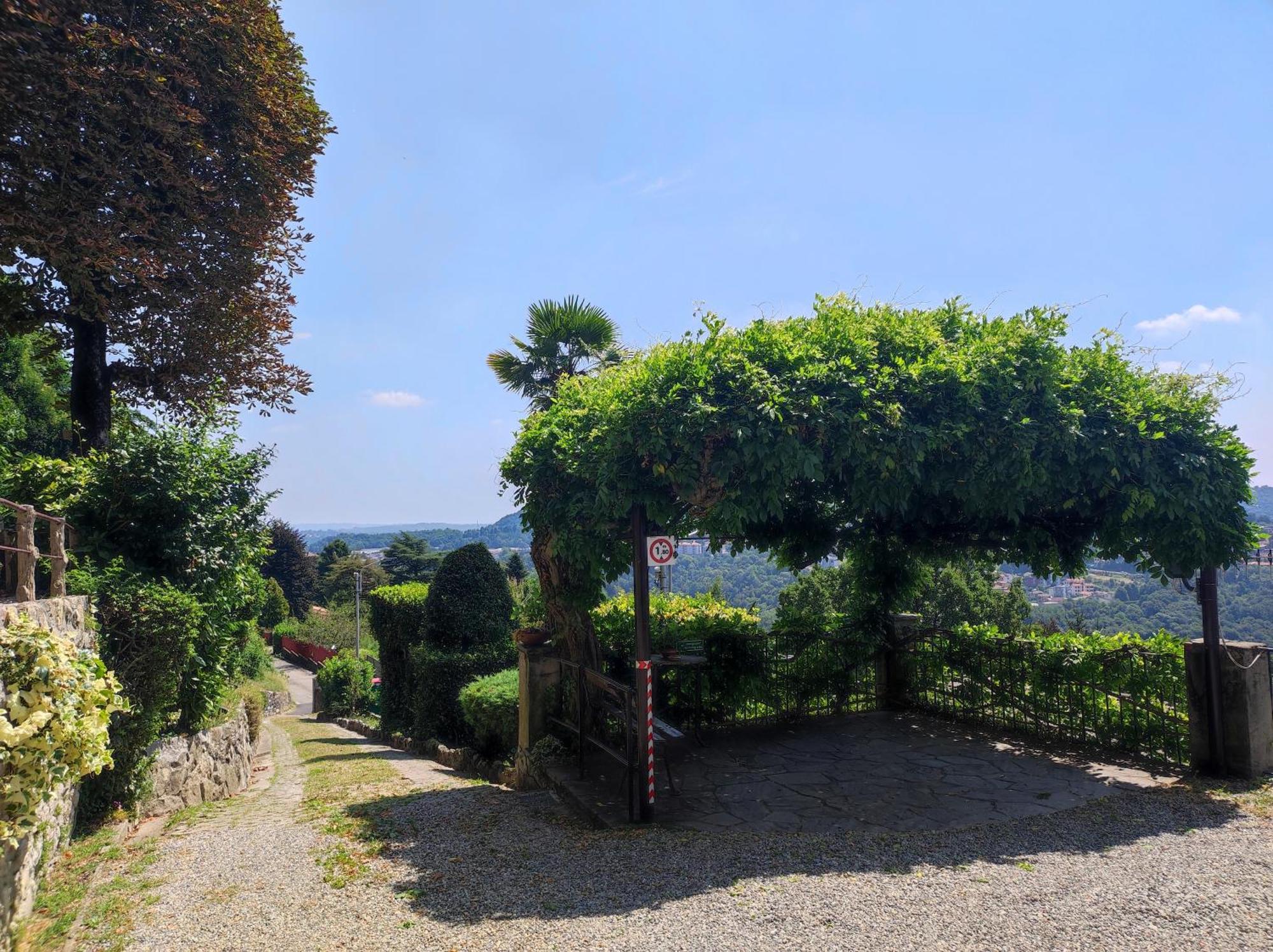 Villa Antonella, App. Vittoria Tavernerio Екстер'єр фото